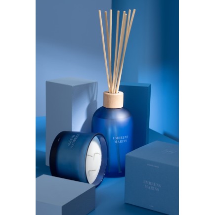 Bougie parfumée « Embruns Marins » dans pot bleu 9.5x9.5x35.5 cm